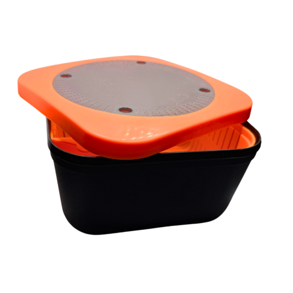 POJEMNIK KUWETA Z SITKIEM DO ODSĄCZANIA PELLETU 2w1 17x17x9  1,8l r. L - obrazek 3